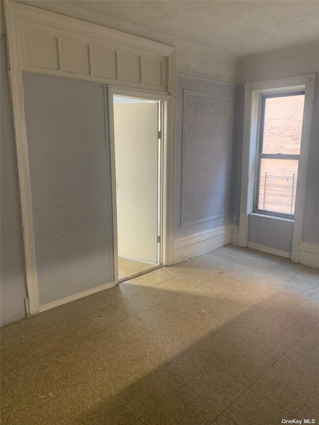 Building Photo - 515 W 160th St