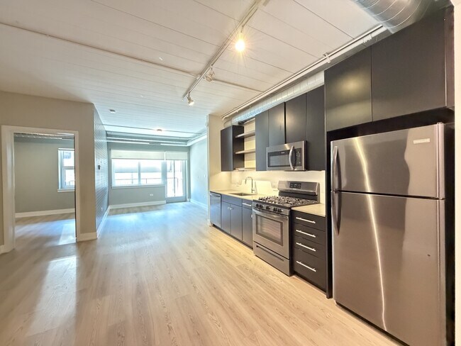 Foto del edificio - 941 W Belmont Ave