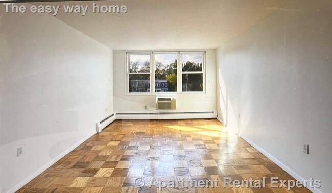 Building Photo - 205-225 Walden St Unit 4FL