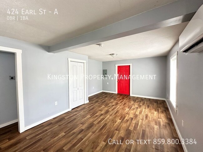 Building Photo - Newly Remodeled studio Now Available  !!! ...