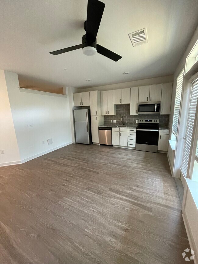 The South End Apartments for Rent with Utilities Included Charlotte