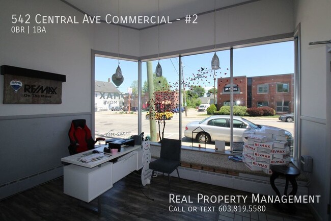 Foto del edificio - Ideal Business Location! Commercial Office...