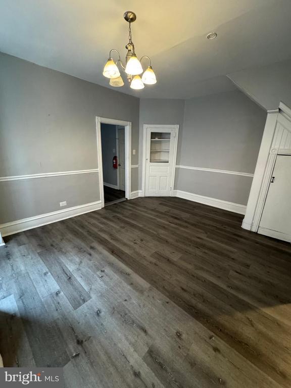 Foto del edificio - 533 BUTTONWOOD St