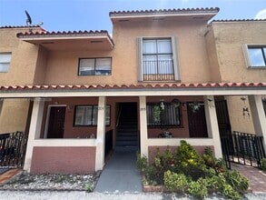 Building Photo - 2740 W 62nd St