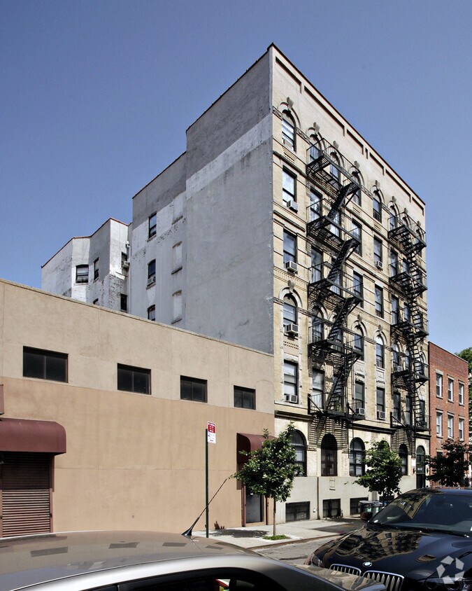 Primary Photo - 167 Suffolk St
