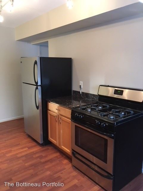 Foto del edificio - 2219 Marshall St NE