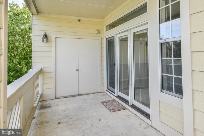 Building Photo - 11304 Sundial Ct