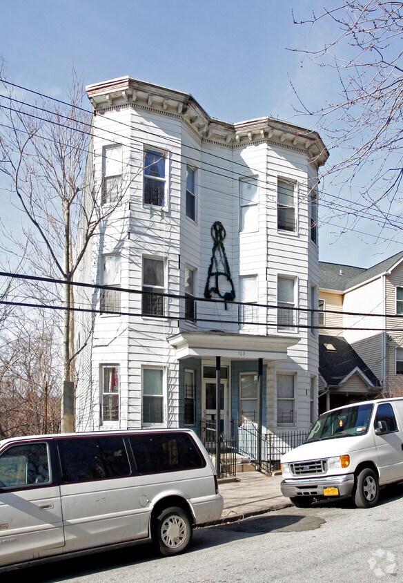 Building Photo - 163 Stanley Pl