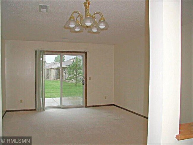 Foto del edificio - 855 Highview Dr