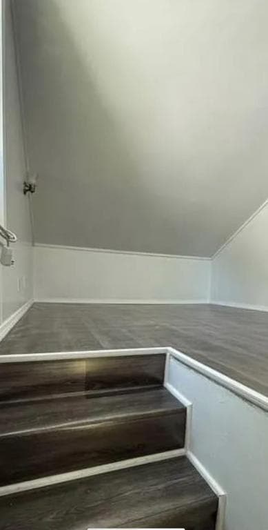 Building Photo - 1439 Oak Ave