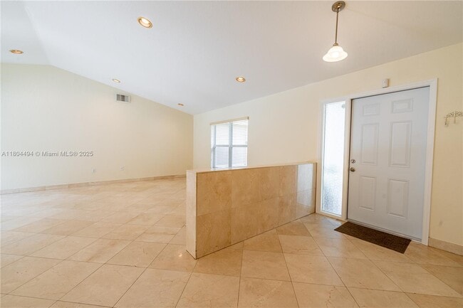 Building Photo - 1840 SW 135th Way