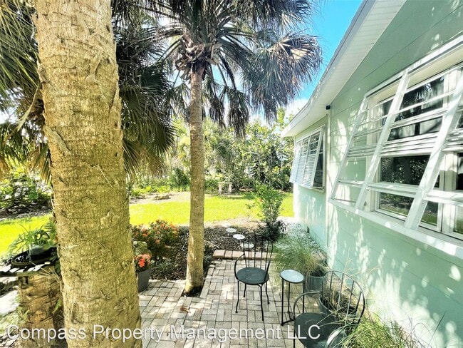 Building Photo - 2 br, 2 bath House - 413 Shore Road