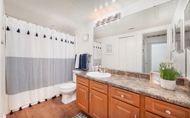 Building Photo - Ashley Park Apartments