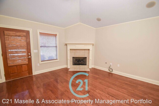 Foto del edificio - 3 br, 2 bath House - 428 Pinebrook Circle