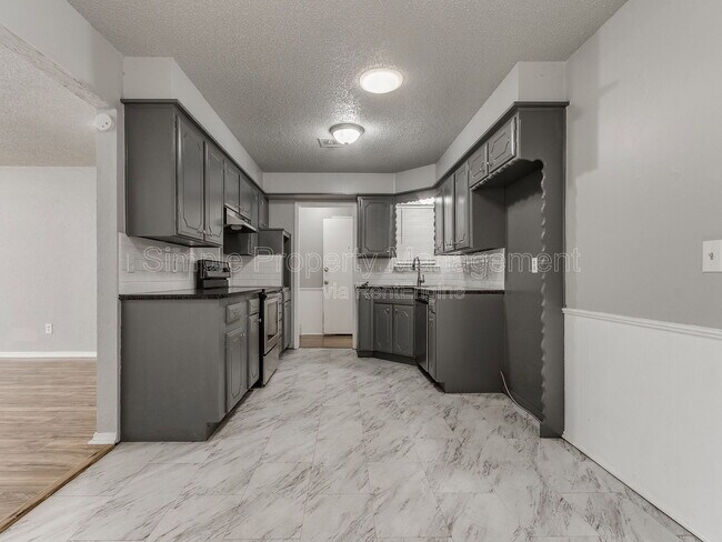 Foto del edificio - 7505 NW 29th St