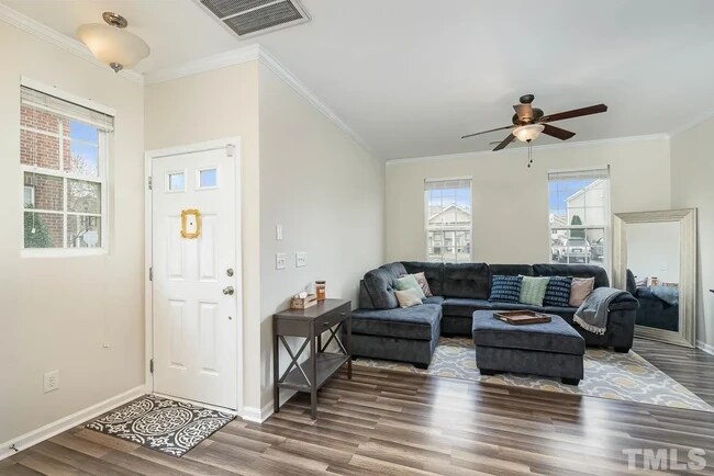 Building Photo - 866 Cupola Dr