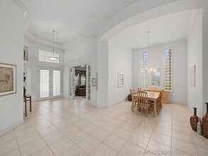 Building Photo - 121 Orchid Cay Dr