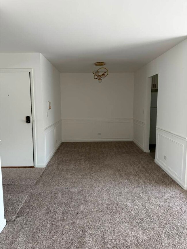 Building Photo - 327 Wildberry Ct