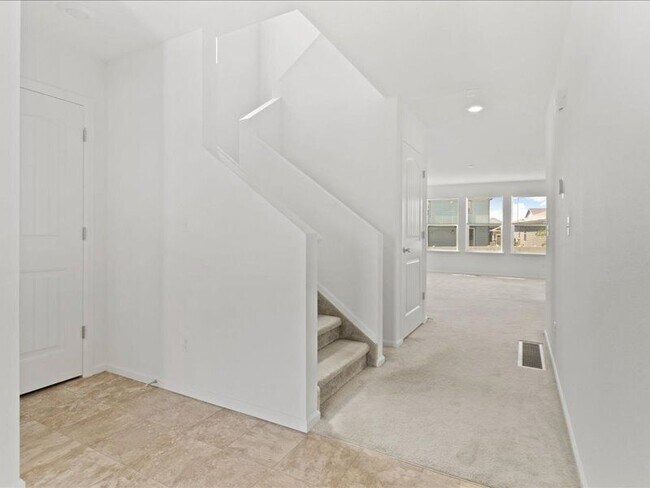 Foto del edificio - 6248 Dapplegray St