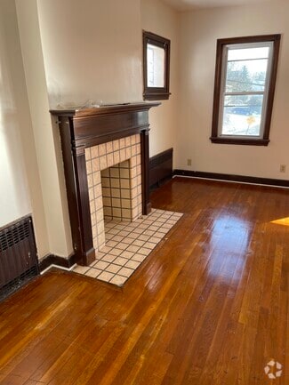 Building Photo - 3417 Grover St