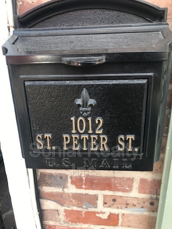 Foto del edificio - 1012 St Peter