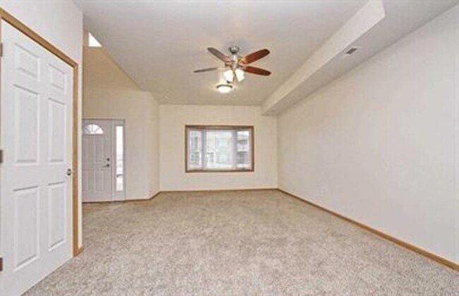 Photo - 2982 Heinz Rd Townhome