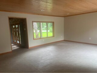 Foto del edificio - 3715 Beechwood Dr