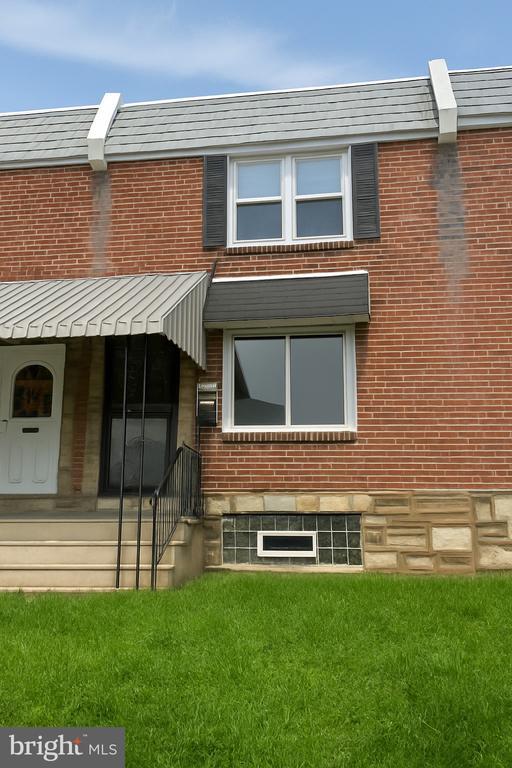 Foto principal - 7204 Erdrick St