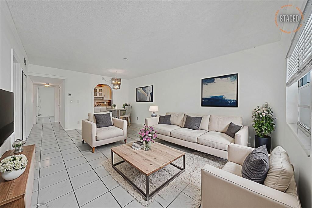 Foto principal - 751 Pine Dr