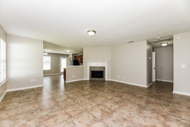 Building Photo - 1104 Modesto Ct