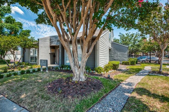 Foto principal - 12480 Abrams Rd