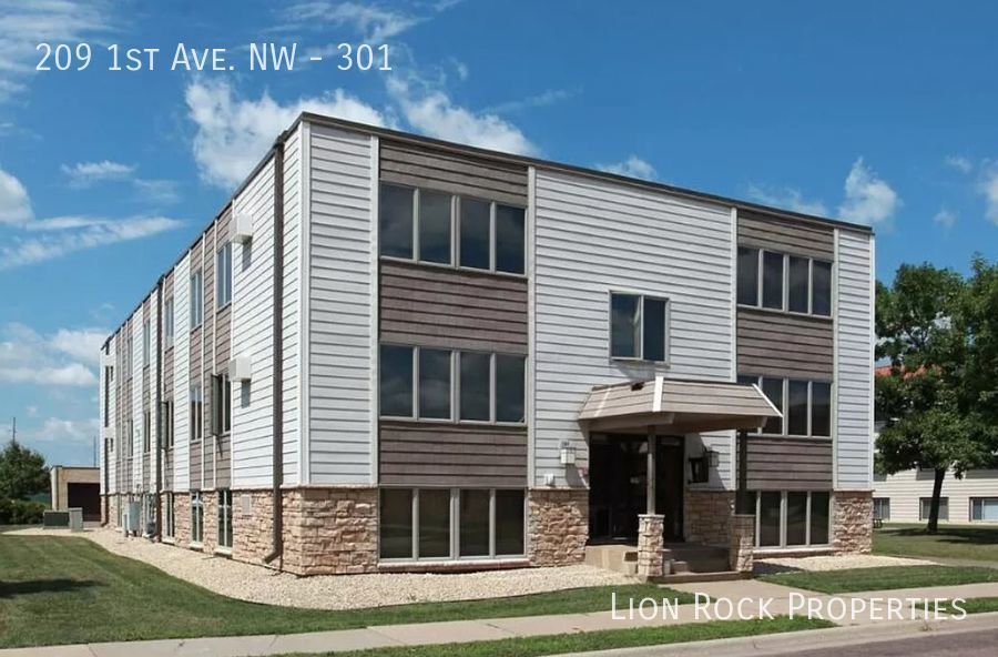 209 1st Ave NW Unit 301, Osseo, MN 55369 Room for Rent in Osseo, MN