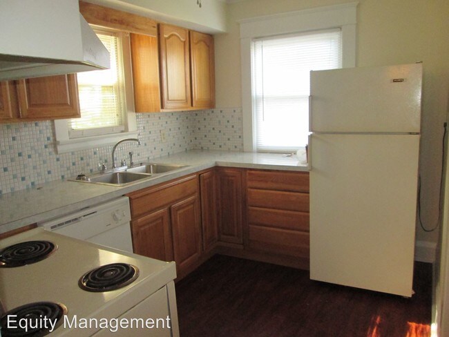 Foto del edificio - 3 br, 1 bath House - 431 Lawrence Ave