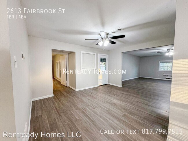Foto del edificio - 4 br, 3.5 bath House - 2613 Fairbrook St