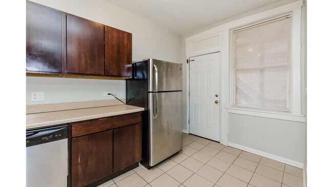 Foto del edificio - 4808 N Ridgeway Ave