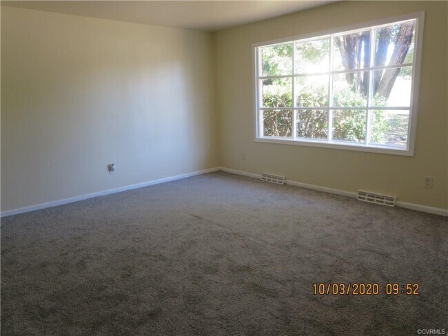 Building Photo - 20506 Ravensbourne Dr