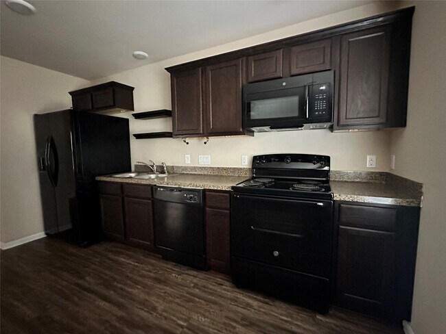 Foto del edificio - 16697 E Hammon