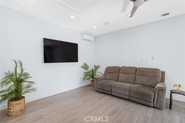 Foto del edificio - 2860 N Brighton St
