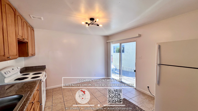 Building Photo - 2 bedroom in convenient location includes ...