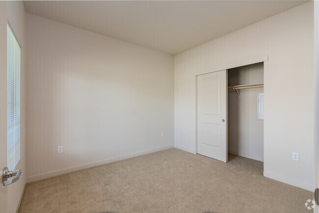 1 habitación, 1 baño - 689 pies cuadrados - Dormitorio - Cirby Creek Senior Apartments