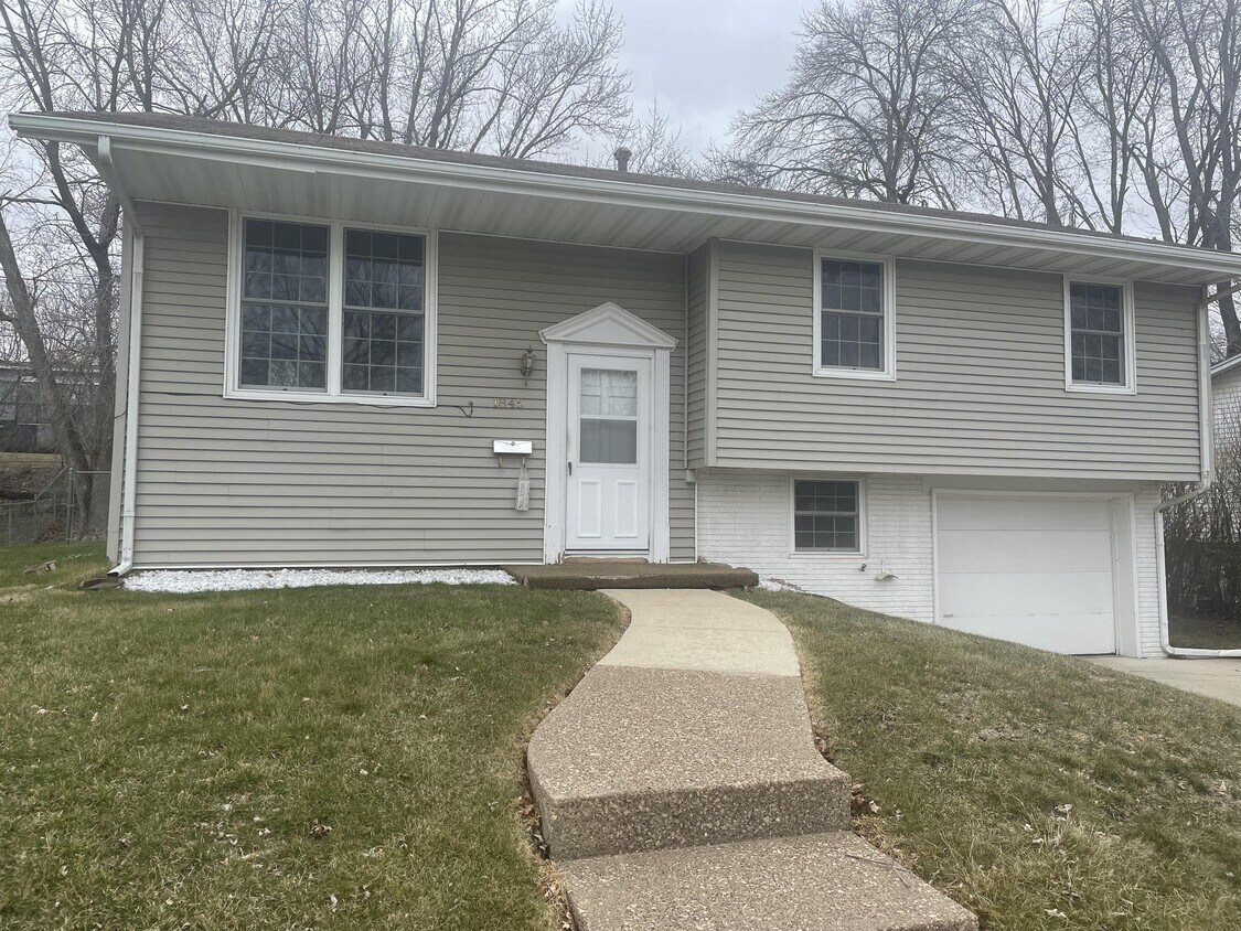 Primary Photo - 1845 Norland Dr