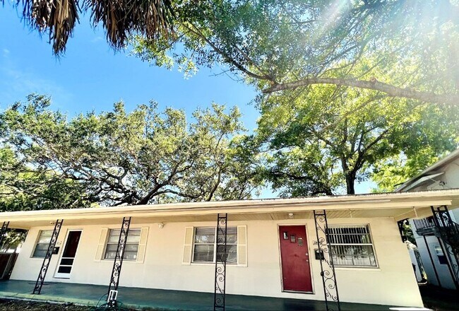 Foto del edificio - 1829 10th St N