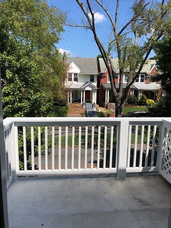 Foto del edificio - 2113 Maplewood Ave