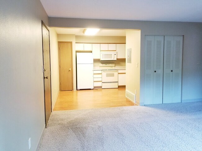 Living Room/Kitchen - 930 Boston Way
