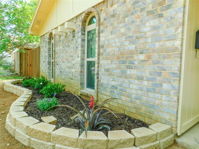 Building Photo - 1108 Winterwood Dr