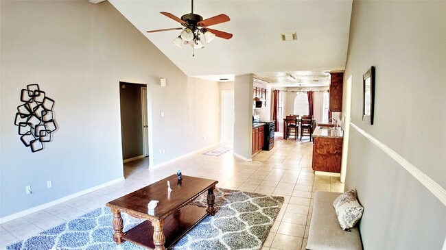 Building Photo - 13624 Sableglen Dr