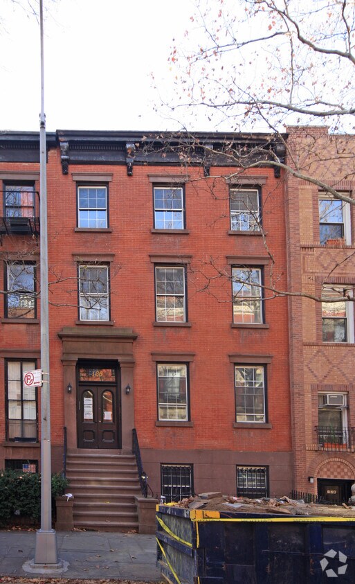 Foto del edificio - 126 Pacific St