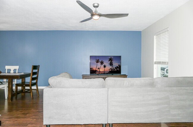 Foto del edificio - 1514 SE Westmoreland Blvd