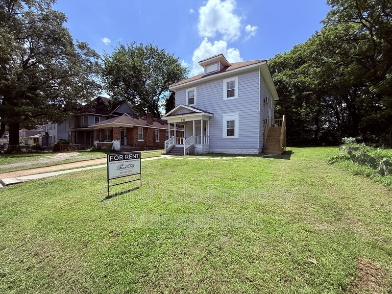 Photo - 997 South Willett Street - 1
