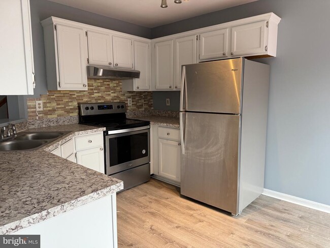 Foto del edificio - 30 Woodhollow Ct